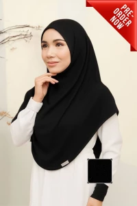 Ameena in Classic Black